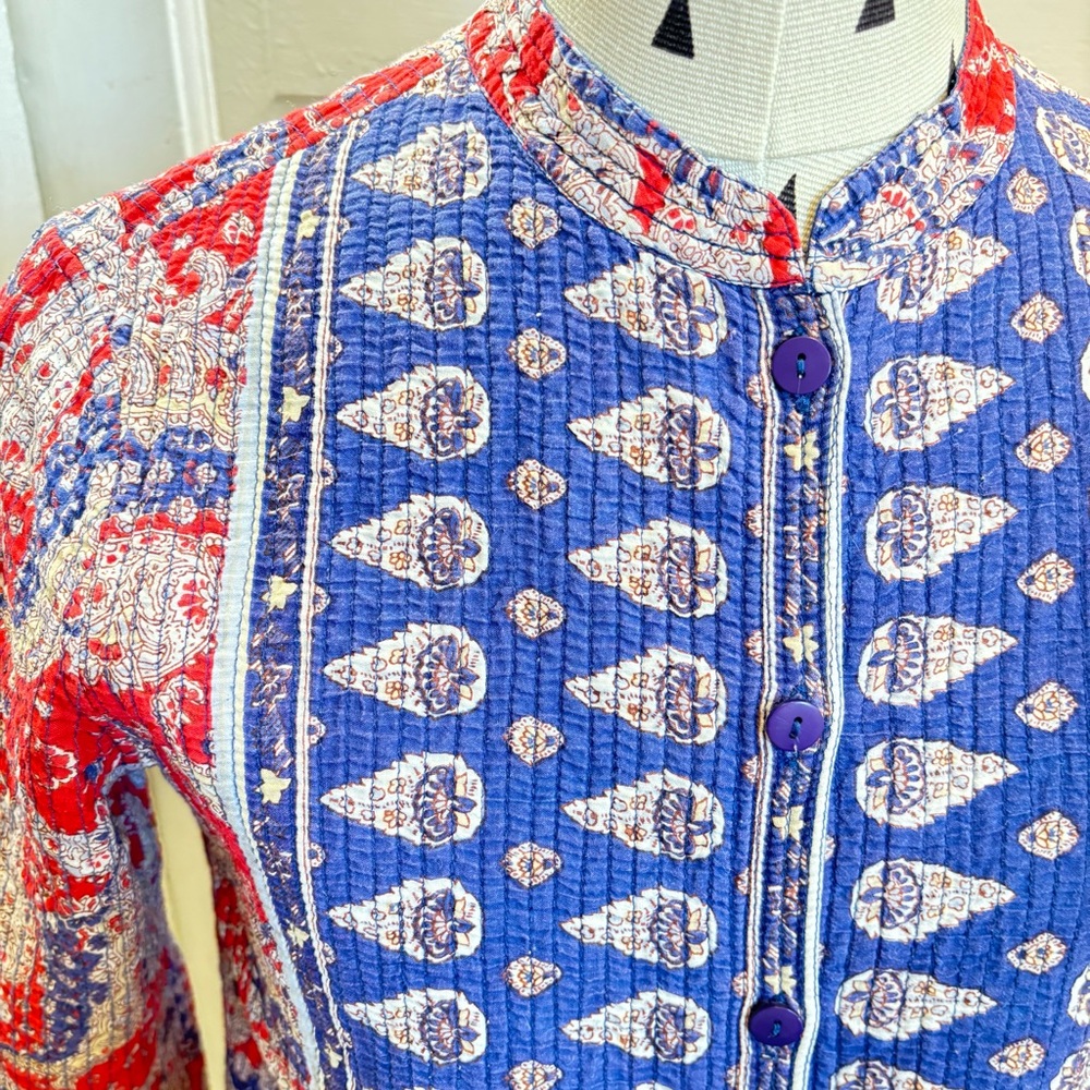 Boho Cotton Quilted Jacket
India Block Print,
M
Hello Spring - Picture 7 of 11